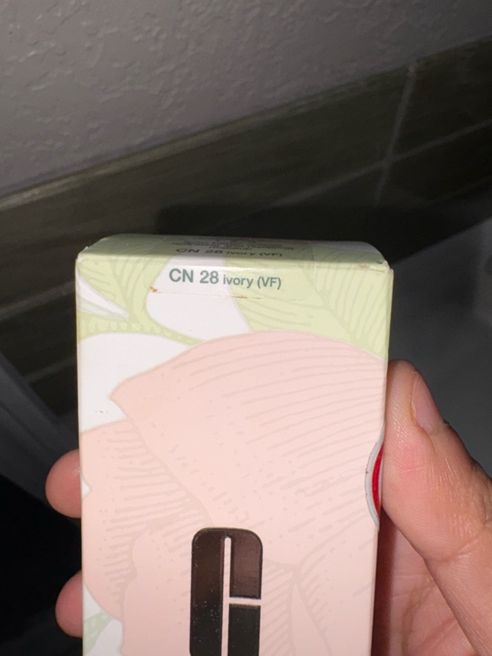 Clinique Even Better Refresh Hydrating and Repairing Makeup Foundation-Ivory - Picture 3 of 4